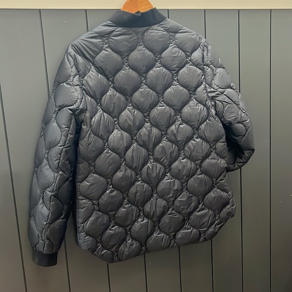 Soia+Kyo puffer, a Canadian a brand. Size L - Picture 5 of 7